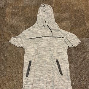 Short sleeve light hoodie